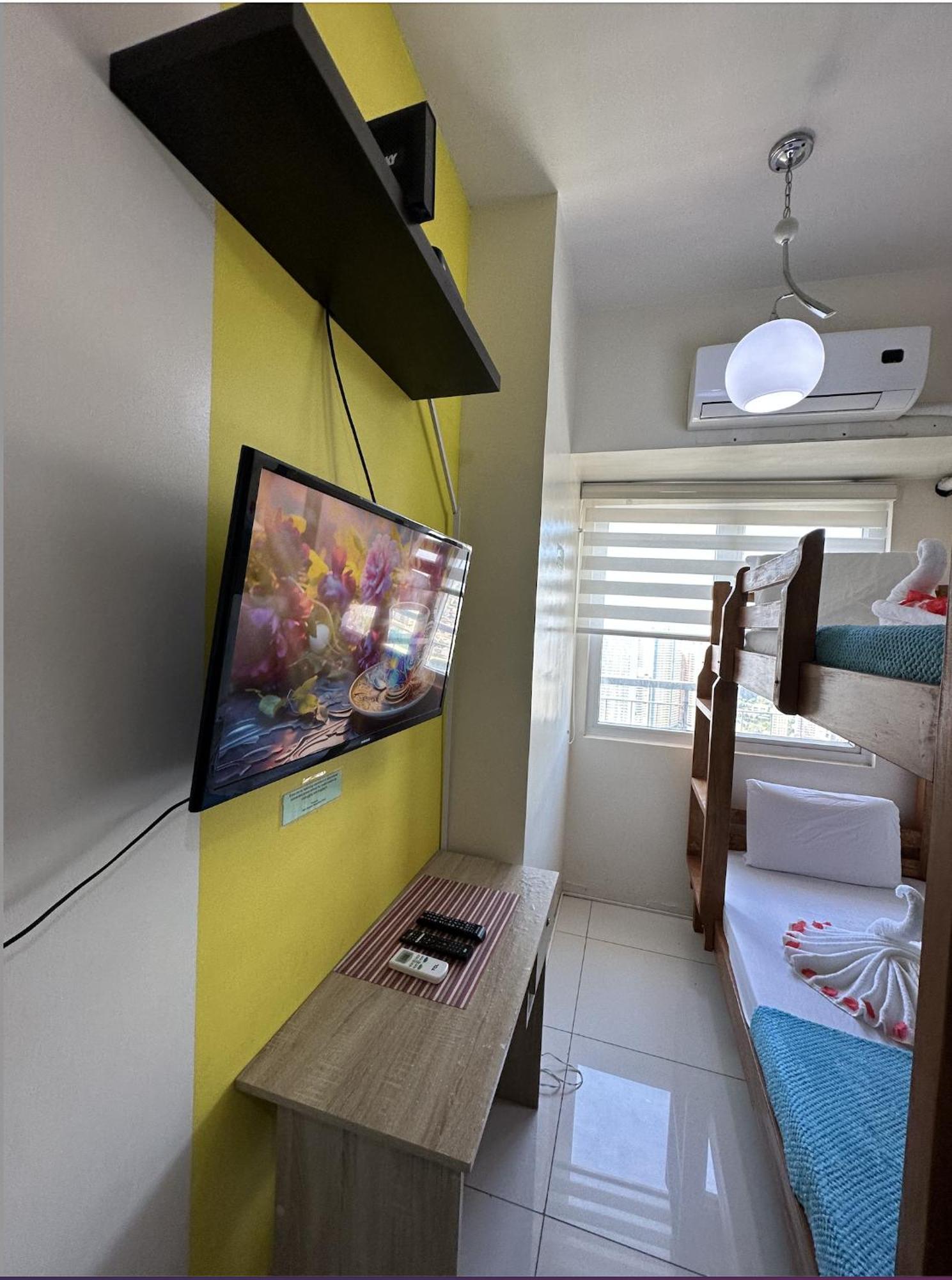 Green Residences Staycation By Pbyy Manila Exterior photo